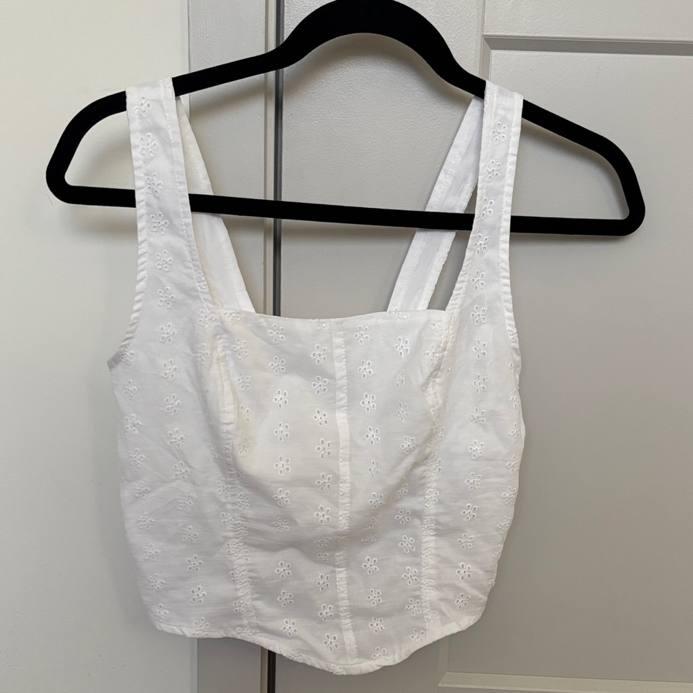 White Sleeveless Women's Top